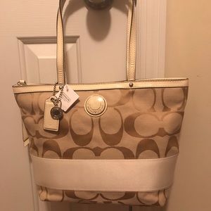 Coach tote with wallet